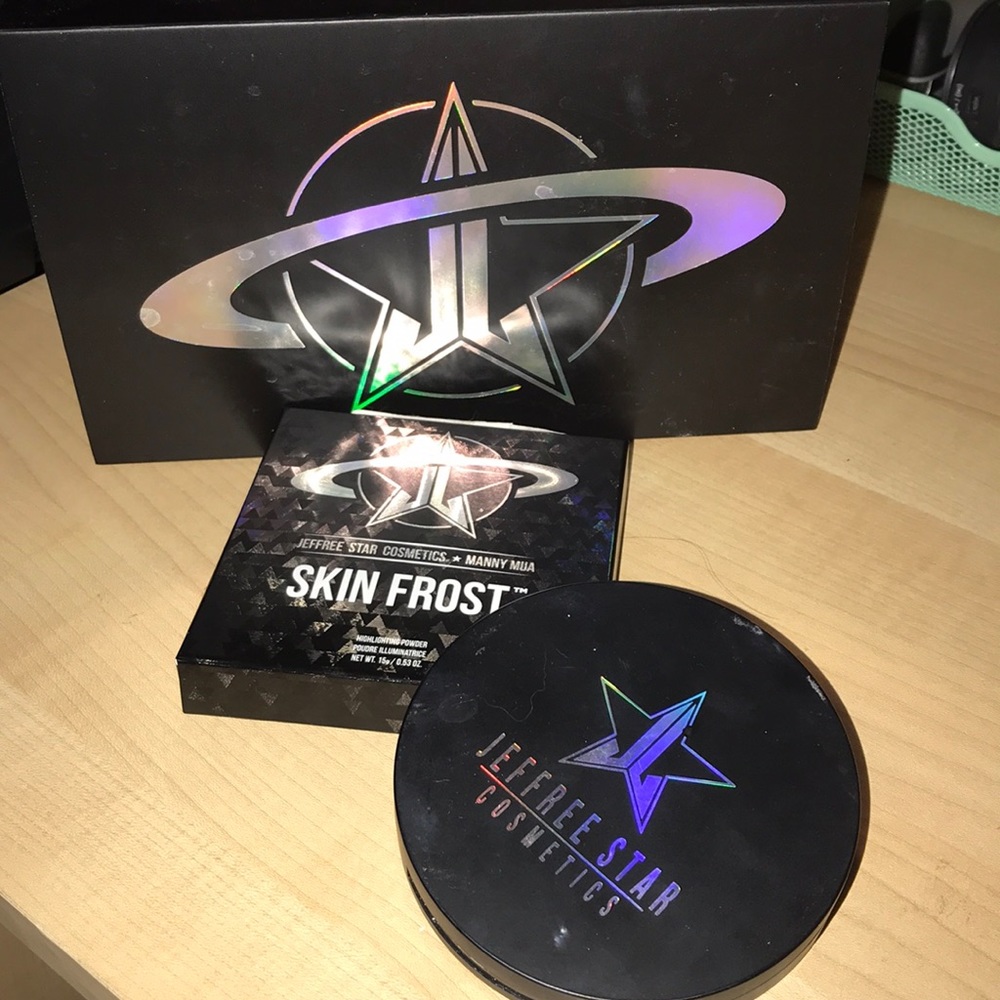 Jeffree Star Uranus skin frost *limited edition*